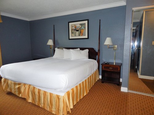 Fairfield by Marriott Inn & Suites Richmond Innsbrook from $104. Richmond  Hotel Deals & Reviews - KAYAK